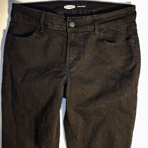 Old Navy Ladies' super skinny jeans, Black in size 4/ 28" waist